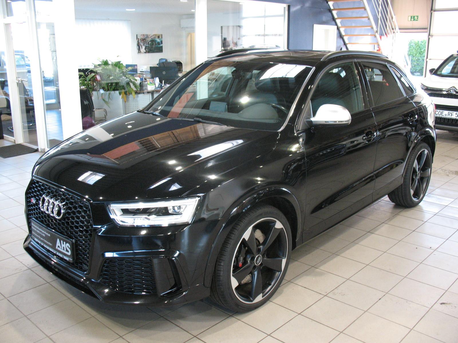 Audi RS Q3 2.5 TFSi quattro S tronic *LED*LEDER*SHD*