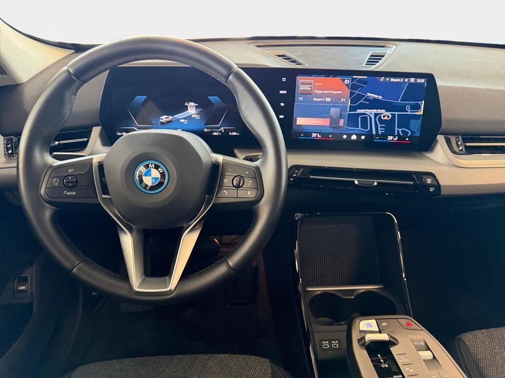 BMW iX1 eDrive20 SHZ+DAB+LED+Navi+RFK+ foto 13