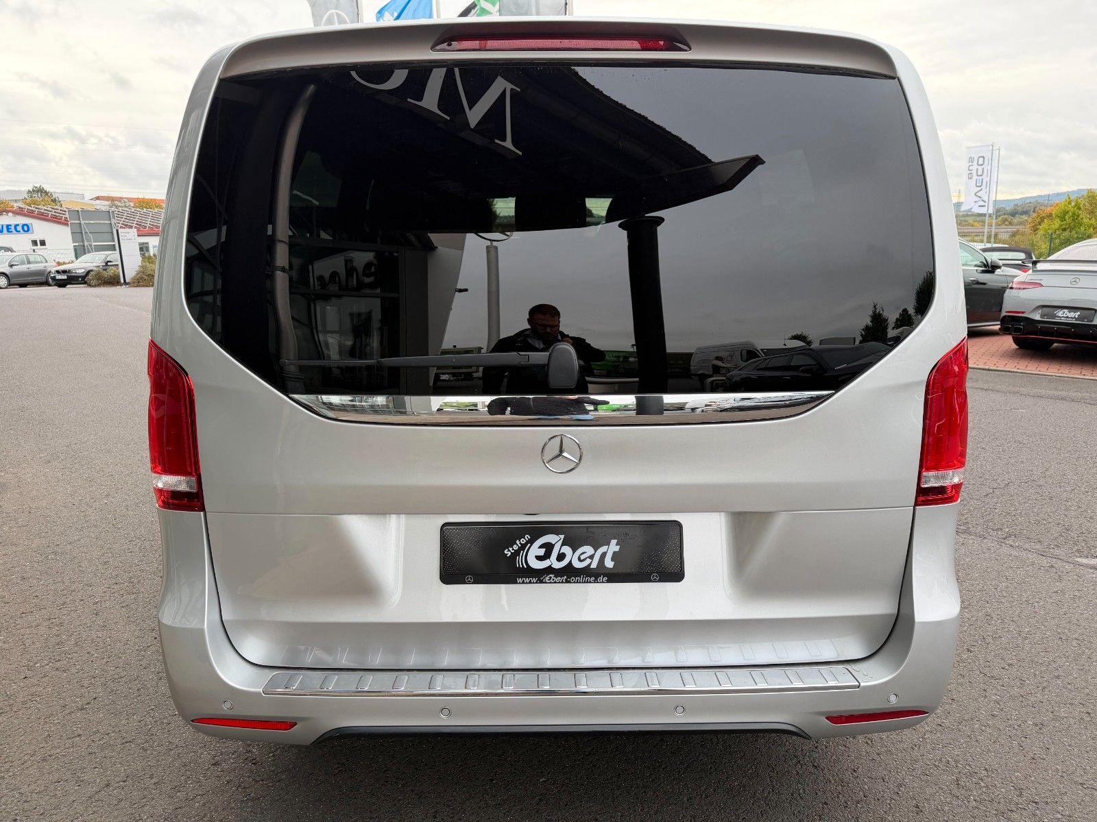 Fahrzeugabbildung Mercedes-Benz V 250 d AVANTGARDE ED AMG DISTRONIC Sitzklima