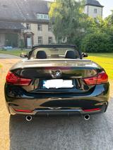 BMW 440i Cabrio M Sport A - schwarze BMW 440