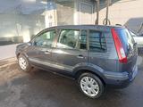 Ford Fusion / 1.4 Benziner - Ford Fusion: For