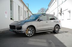 Fahrzeugabbildung Porsche Cayenne Turbo S  *Keramik*MwSt.*