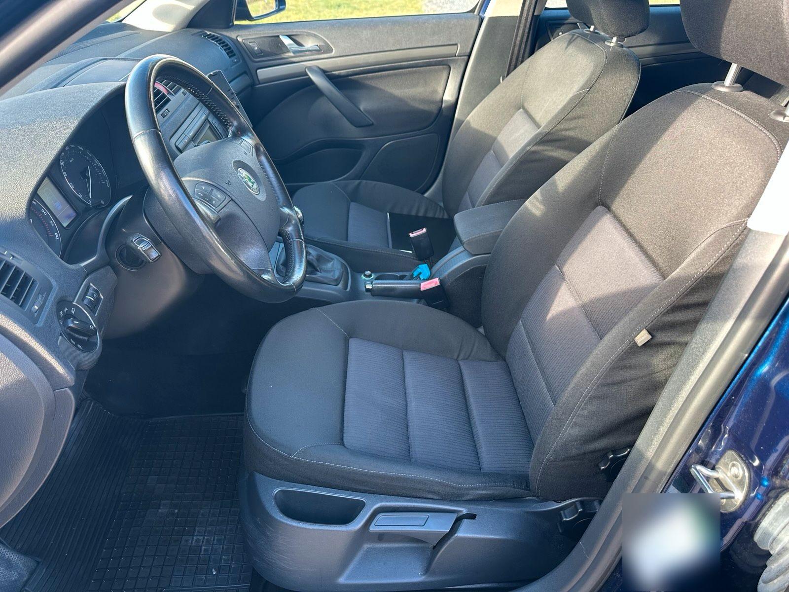 Skoda Octavia 2006 — photo 10
