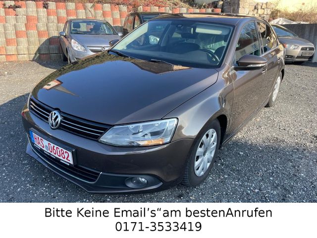 Volkswagen Jetta VI Highline * AHK * DSG