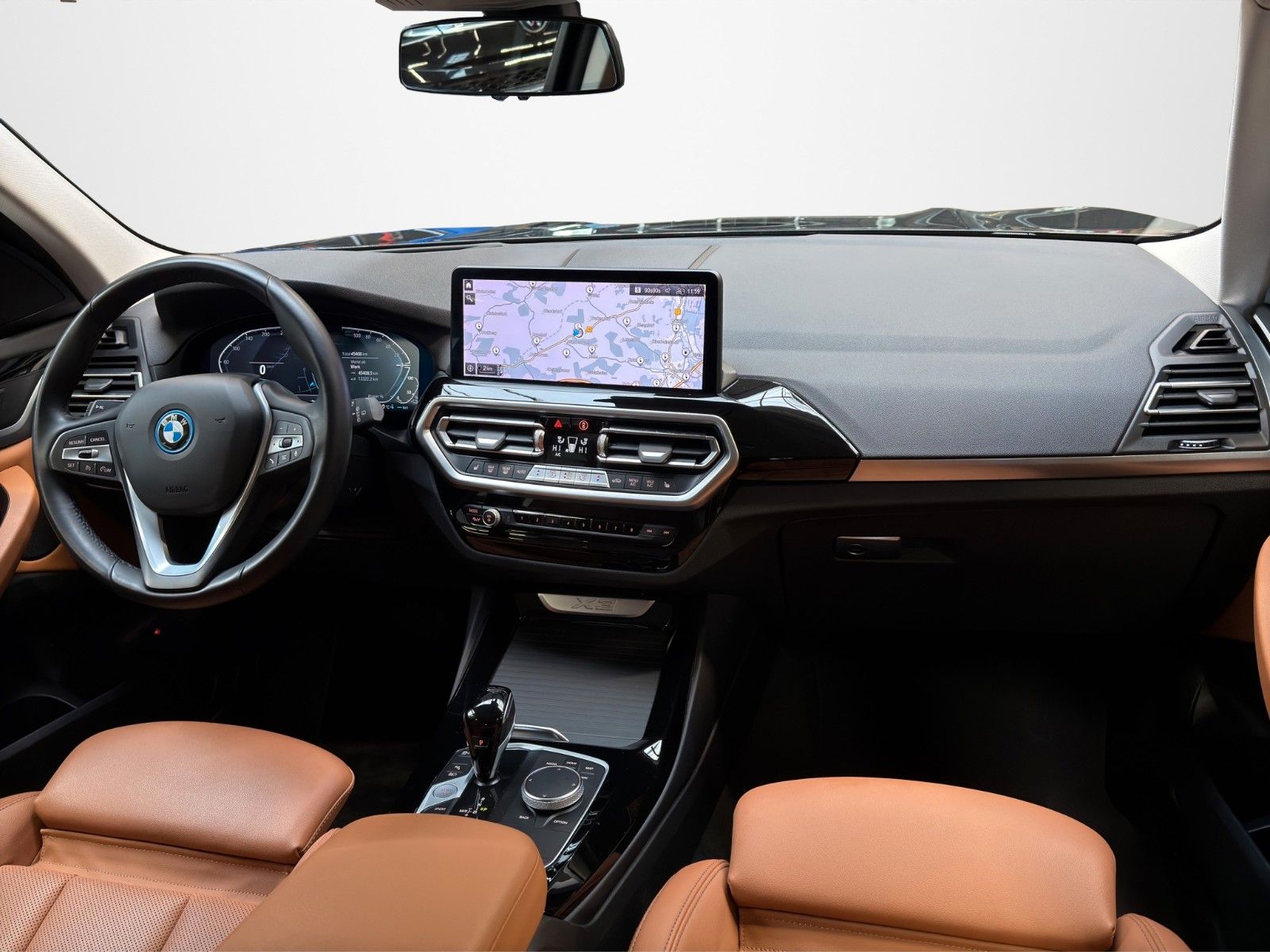 BMW X3 xDrive 30 e HUD KZU HiFi AHK LED DAB WLAN QI foto 12