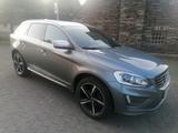 Volvo XC60 D5 AWD Automatik R-Design 20 Zoll - Volvo XC60 in Köln