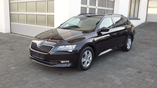 Skoda Superb 2.0 TDI DSG Ambition Combi