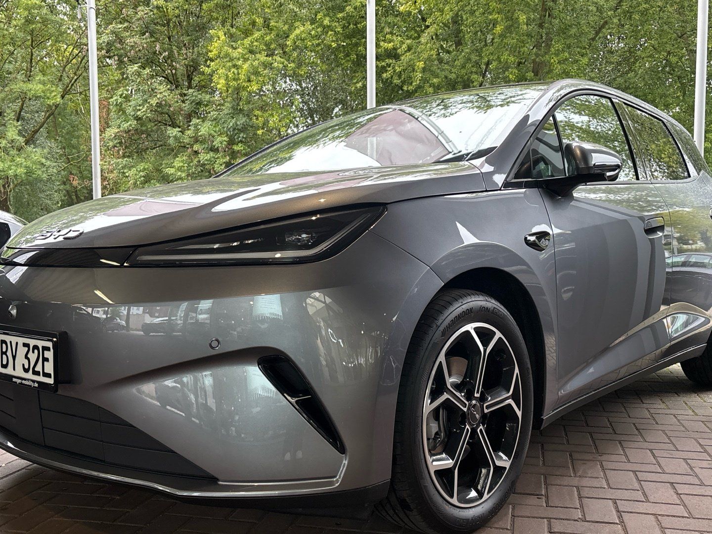 BYD DOLPHIN
