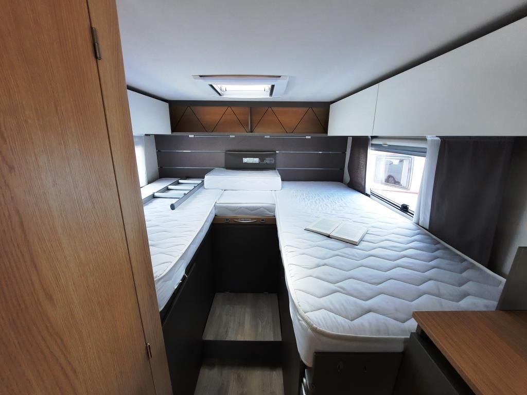 Fahrzeugabbildung LMC Tourer T 660 G SAT/TV/Solar/Luftfeder HA