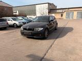 BMW 1er  116i - BMW aus 2004: 1er