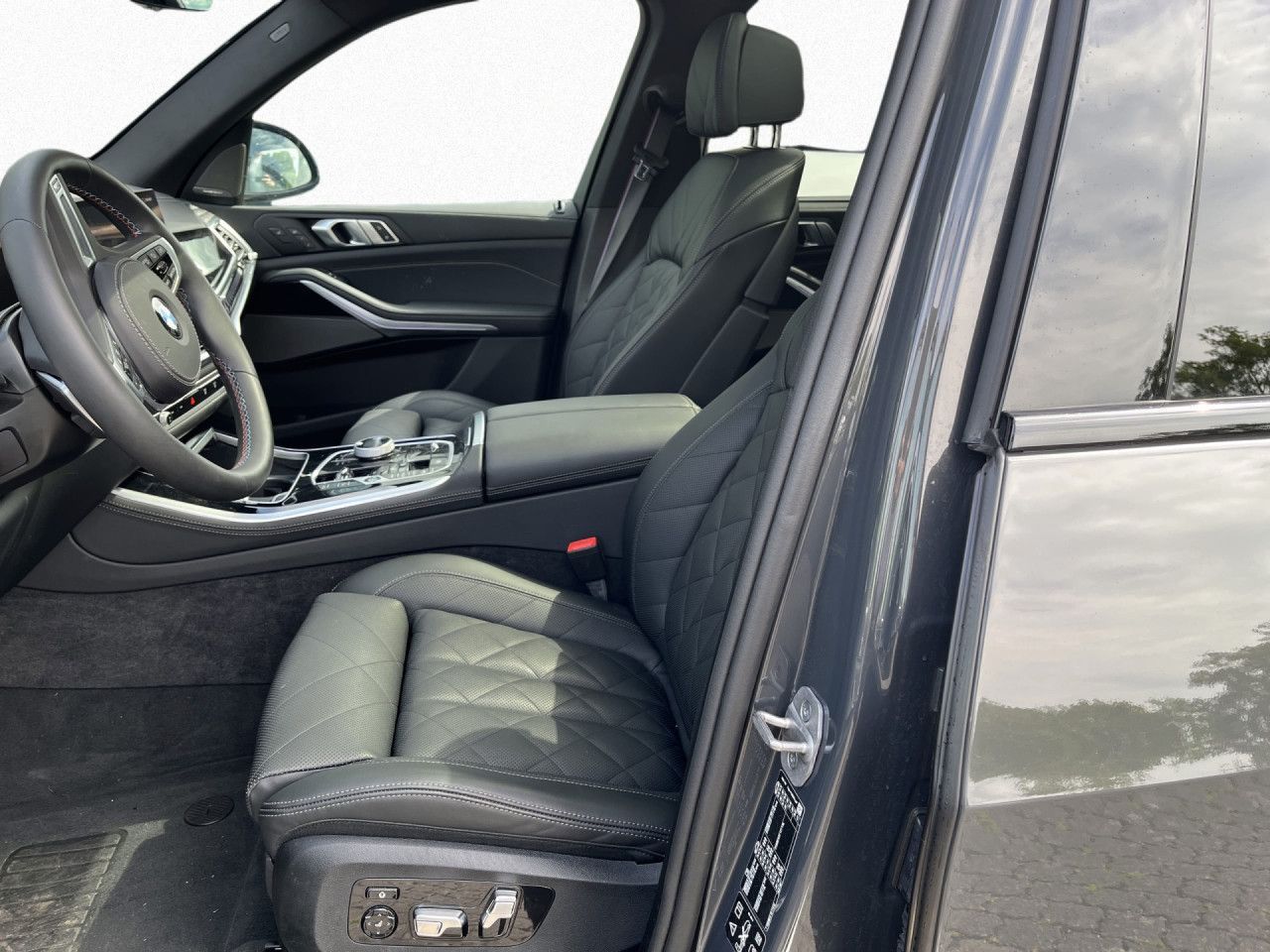 BMW X5 M60 - Bild 12