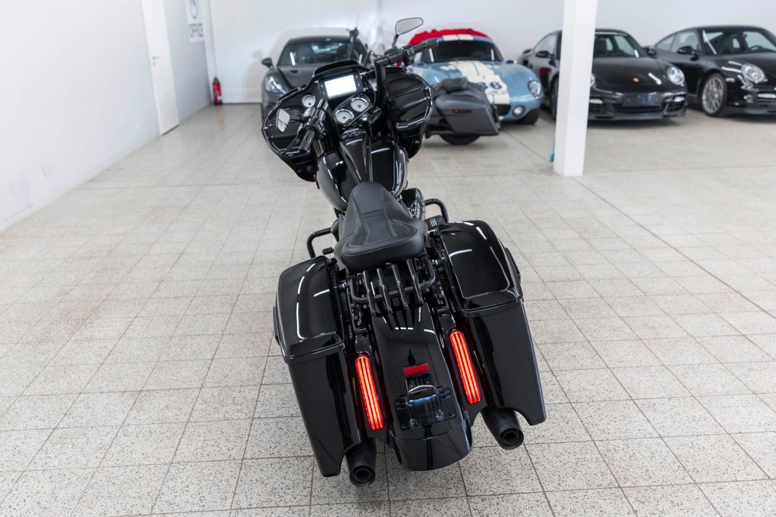 Fahrzeugabbildung Harley-Davidson FLTRXS ROAD GLIDE SPECIAL