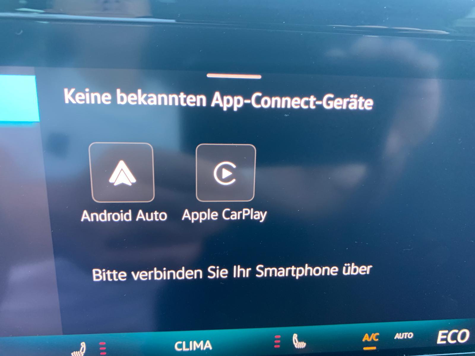 Volkswagen Caddy Maxi Style eHybrid AHK Panorama Kamera App