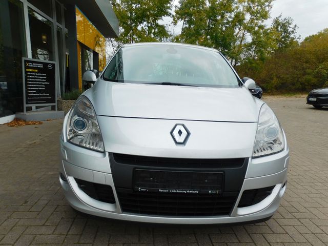 Foto: RENAULT Scenic +NAVI+KLIMA+APS+IM KUNDENAUFTRAG (Fahrzeug-Nummer 439365273)