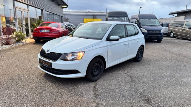 Skoda Fabia Cool Edition PDC Alu Klima ZV 8 fach DAB