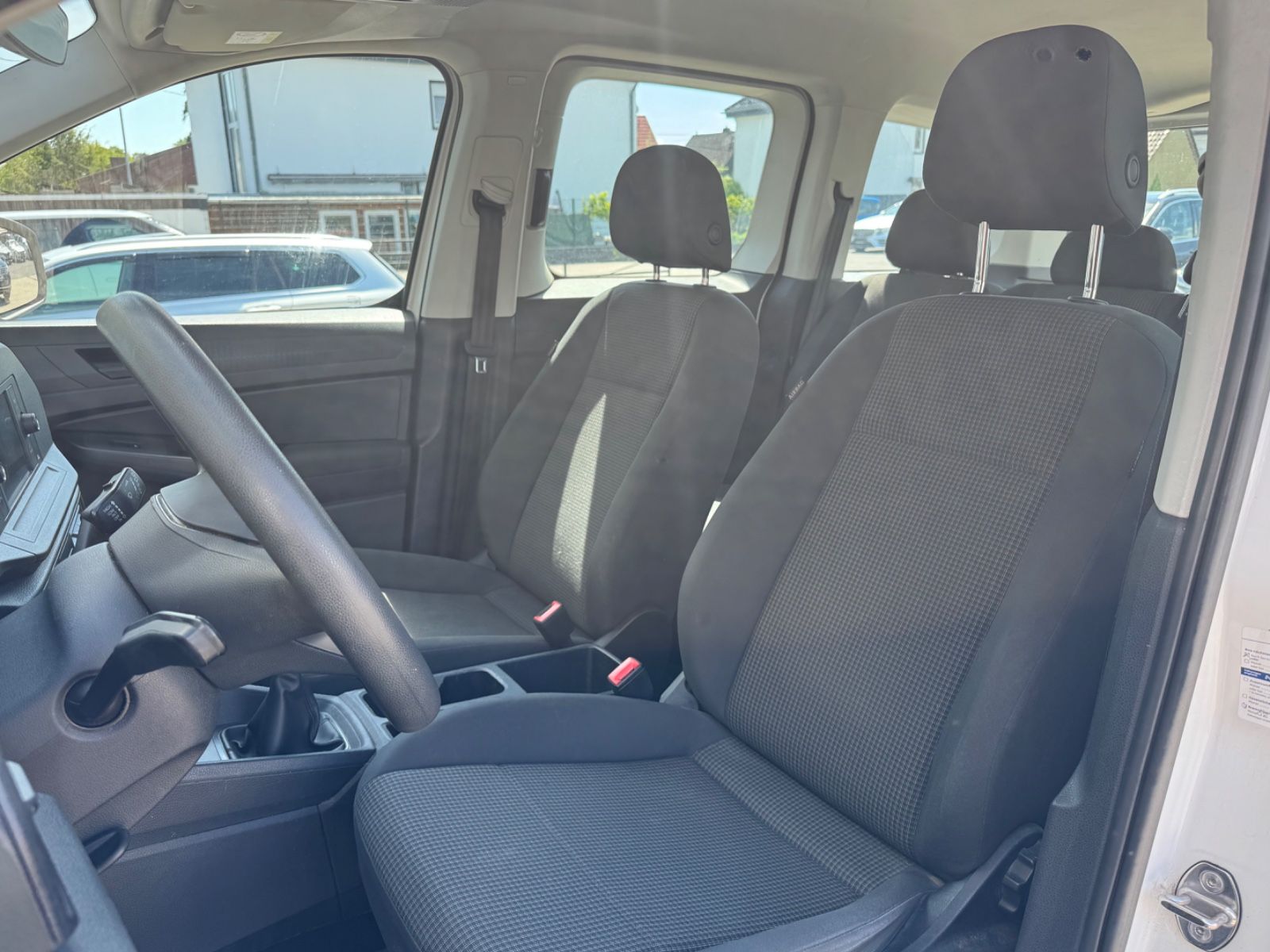 Fahrzeugabbildung Volkswagen Caddy BLUETOOTH/AUTO-HOLD/ACC/TEMPOMAT/