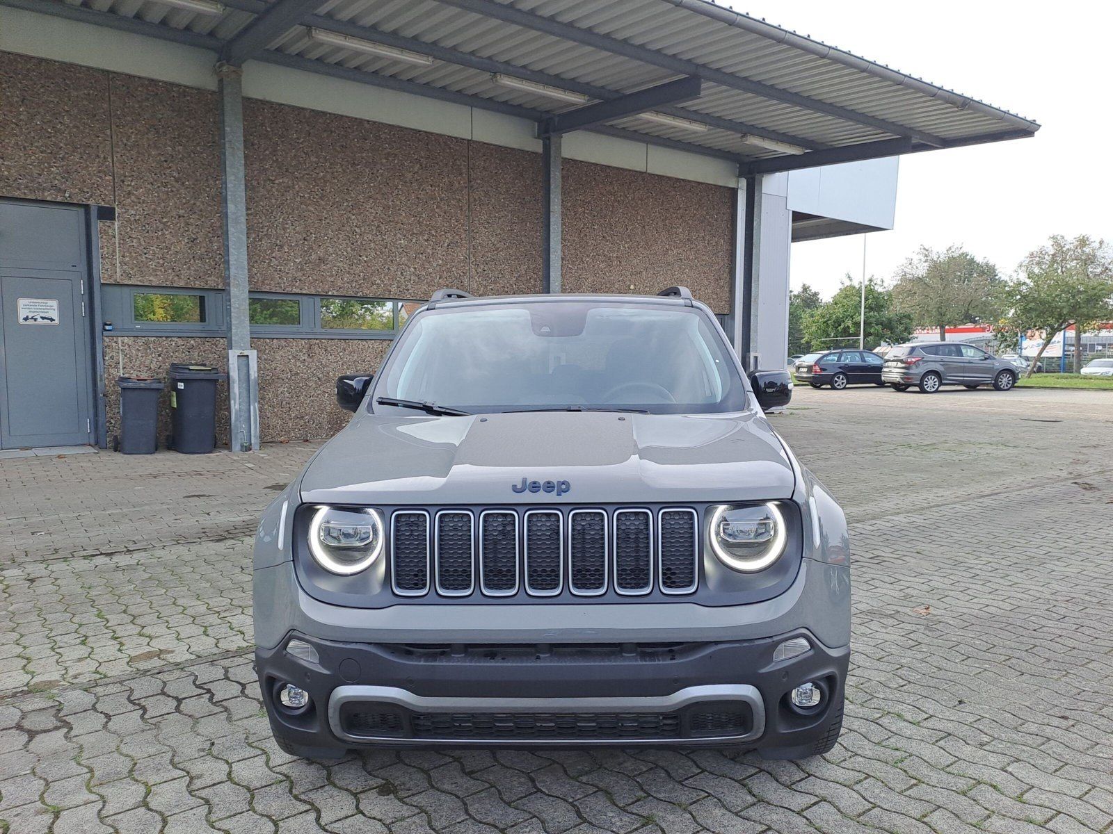 Fahrzeugabbildung Jeep Renegade High Upland Plug-In-Hybrid 4Xe