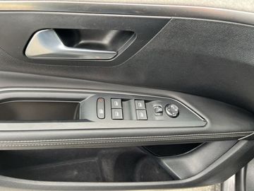 Peugeot 5008 BlueHDi 130 EAT8 GT