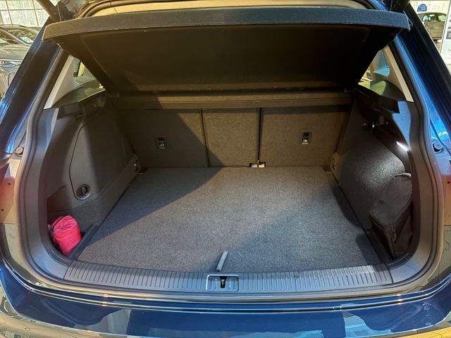 Tiguan 1.4 eHybrid DSG *Matrix-LED*Navi*ACC*