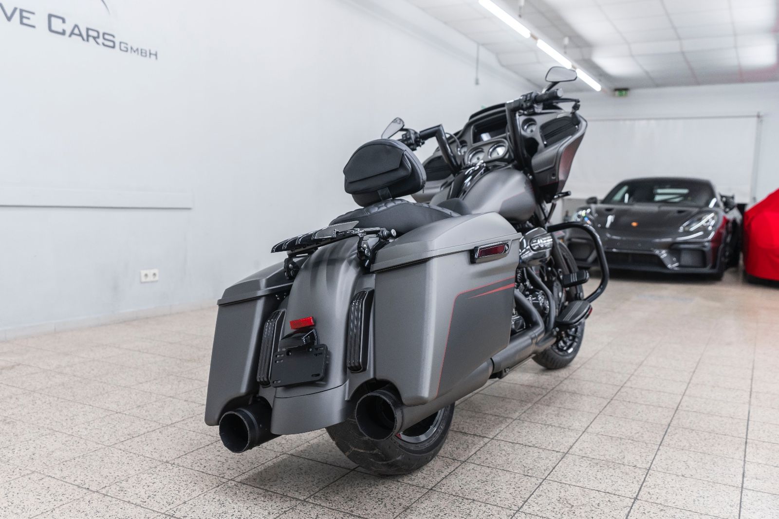 Fahrzeugabbildung Harley-Davidson FLTRX TOURING ROAD GLIDE