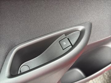 Opel Astra SportsTourer 1.4 Dynamic Kamera Navi AHK