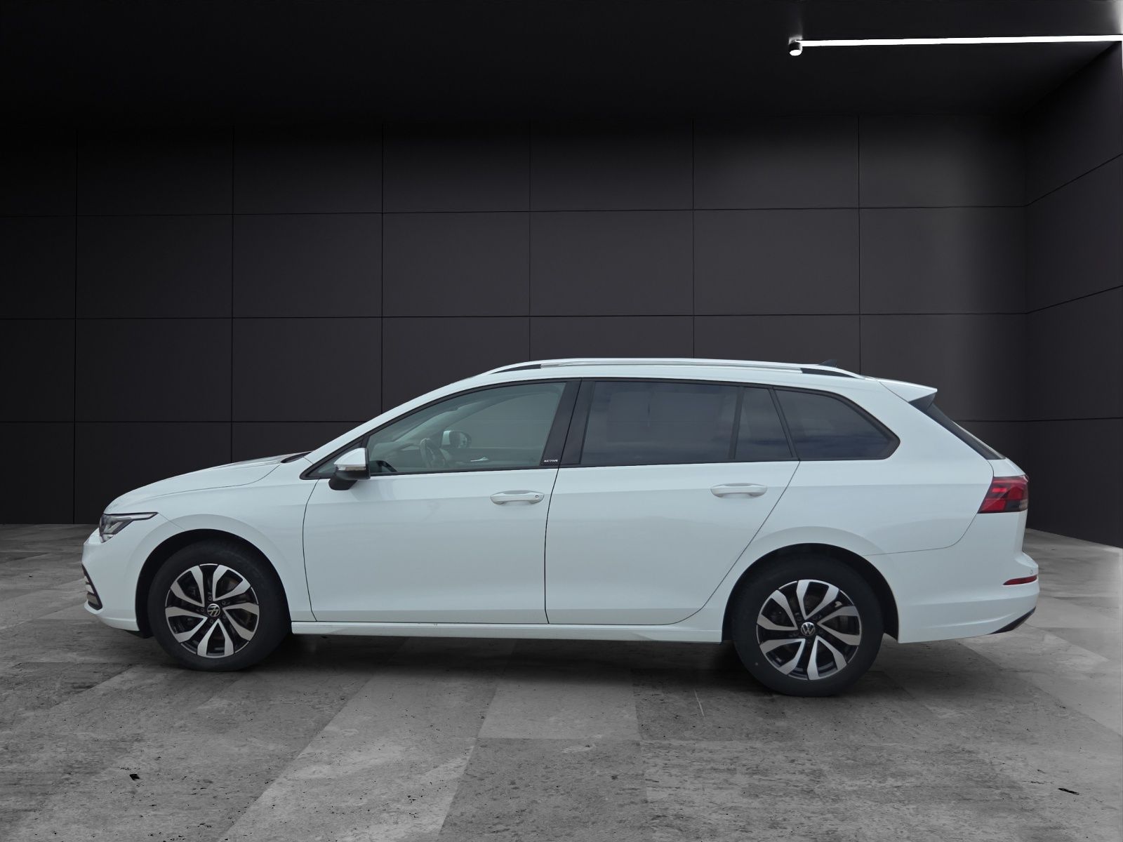 Fahrzeugabbildung Volkswagen Golf VIII Variant TDI Active DSG LED Navi AID AC