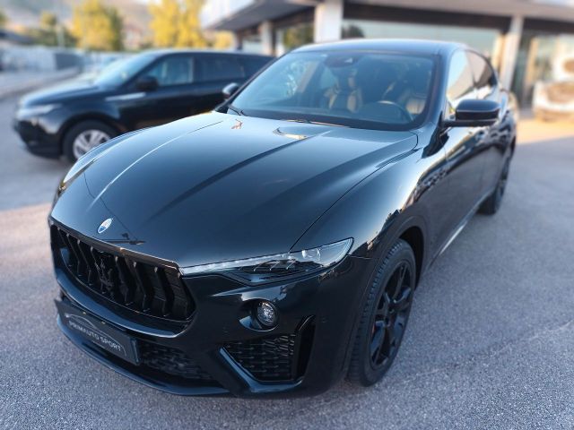 Maserati Levante SUPER ACCESSORIATA TOTAL BLACK 