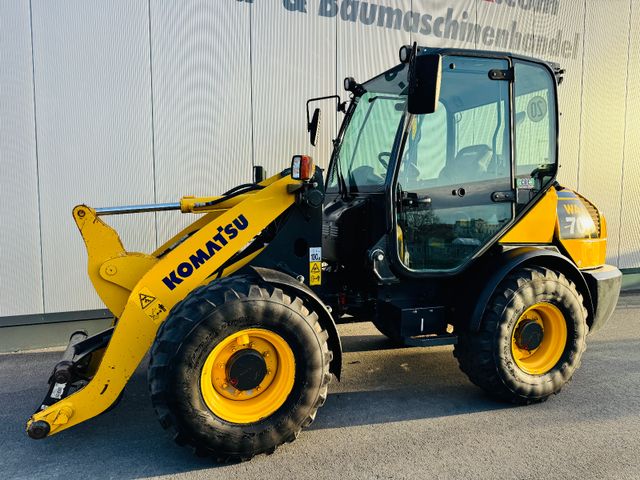 Komatsu WA 70-7 INKL.  SCHAUFEL & GABEL