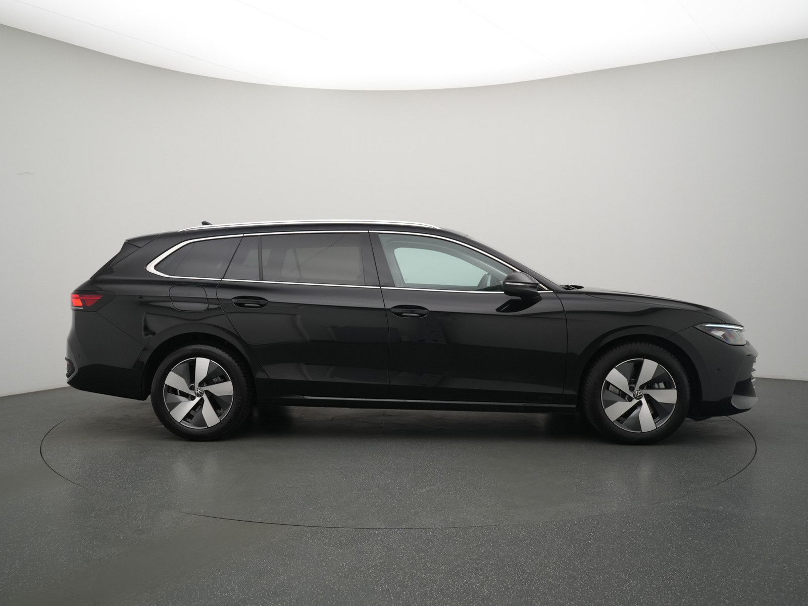 Volkswagen Passat - Bild 3