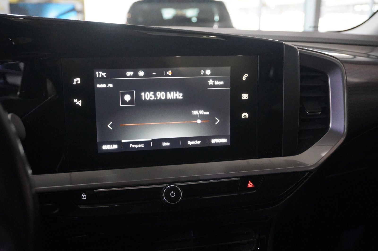 Fahrzeugabbildung Opel Mokka 1.2T ELEGANCE NAVI/LED/KAMERA/SPORT/DAB+