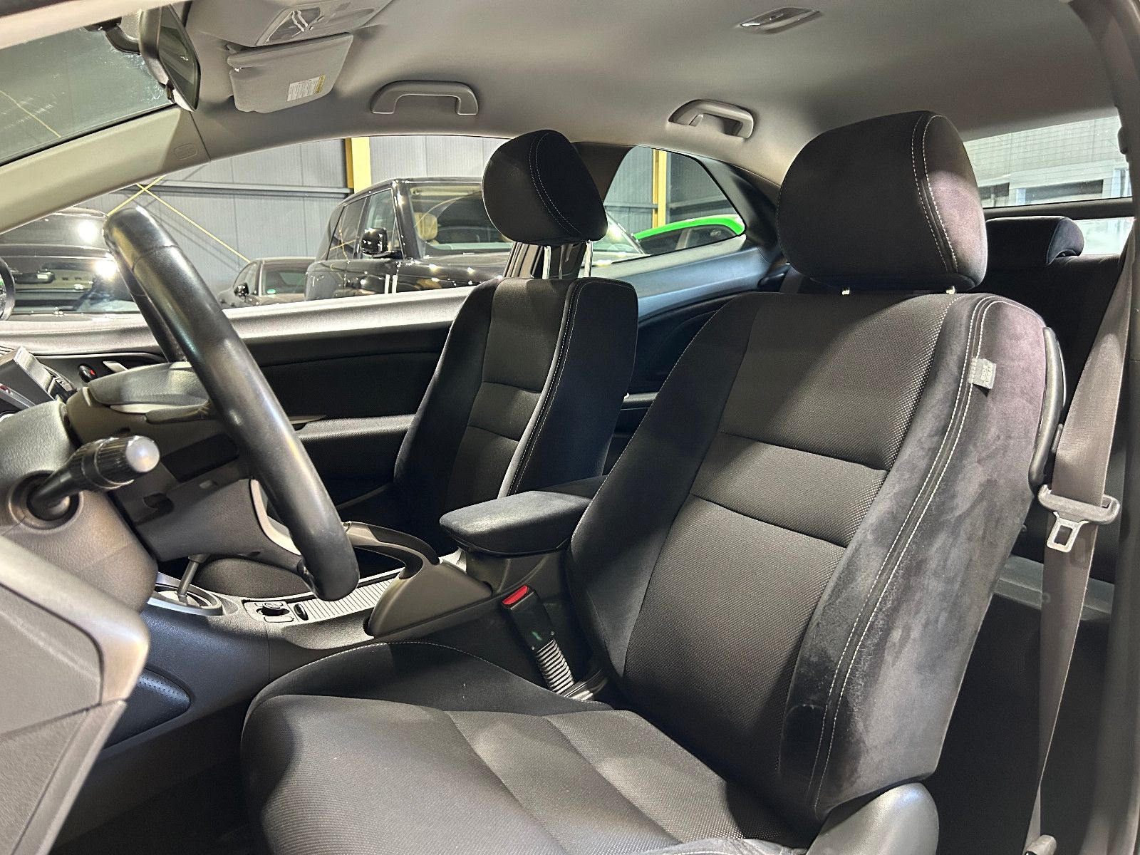 Fahrzeugabbildung Honda Civic Lim. 3-trg. 2.2 i-CTDi Type S/KLIMA/NAVI/