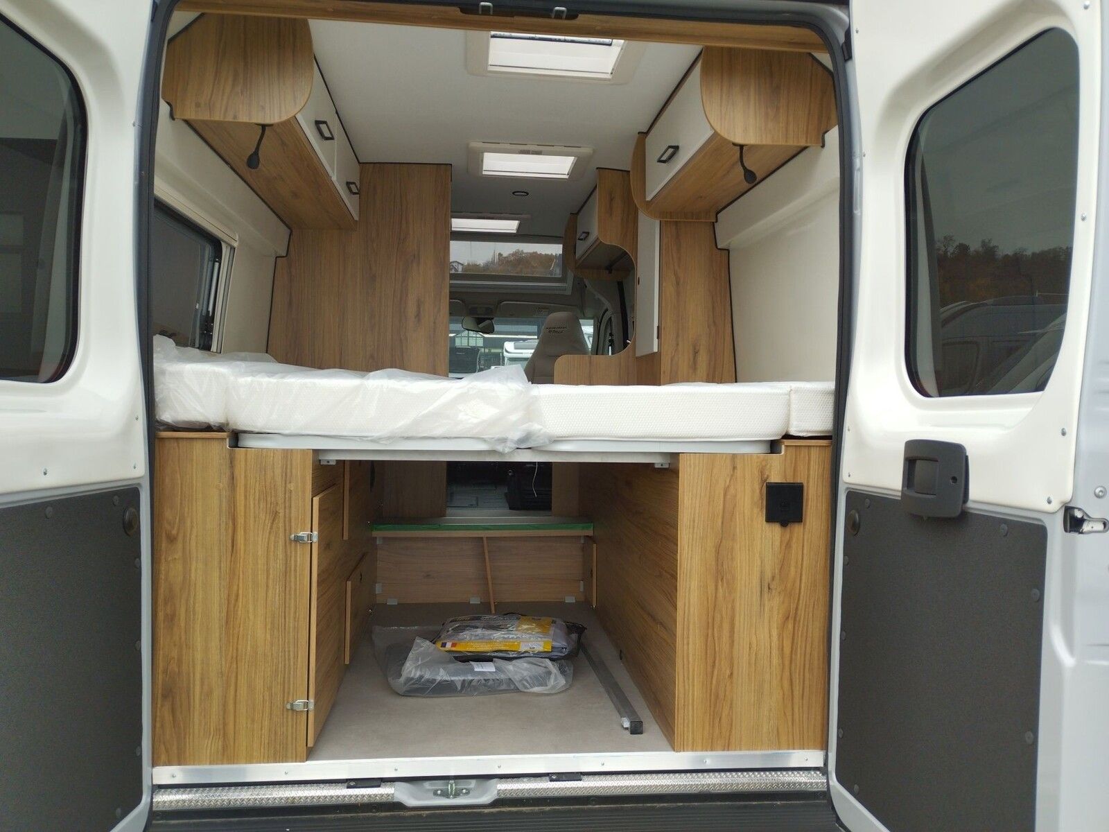 Fahrzeugabbildung Karmann Dexter DE 600 Concept Paket