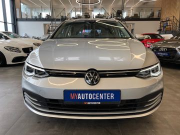 MYAUTOCENTER – Gebraucht- und Jahreswagen mit Werkstattservice in Pfaffenhofen Volkswagen Golf VIII Variant Life *1. Hand*Kamera*AHK*Klima