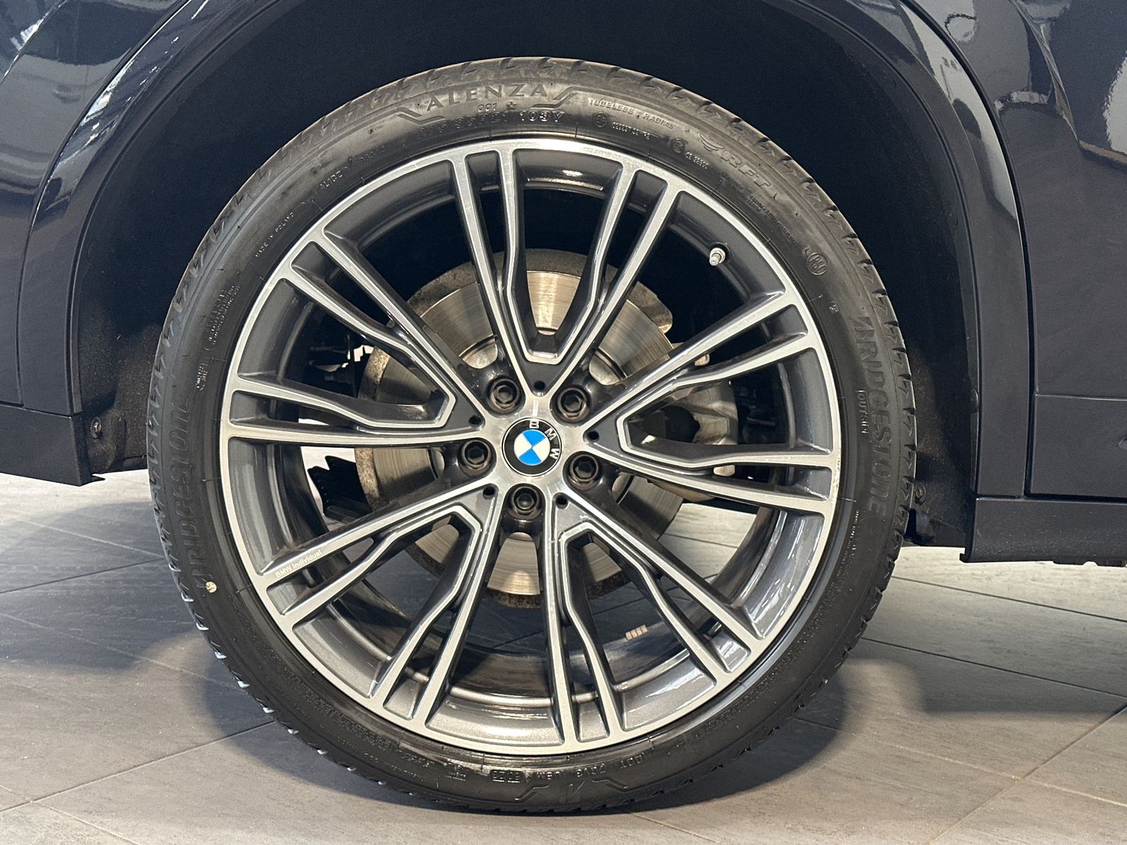 Fahrzeugabbildung BMW X4 xDrive30d M-Sport NAV+LED+AHK+STHZ+HUD+KAM