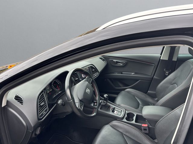 Leon ST FR *PANODACH+NAVI+LEDER+SEAT SOUND+AHK*