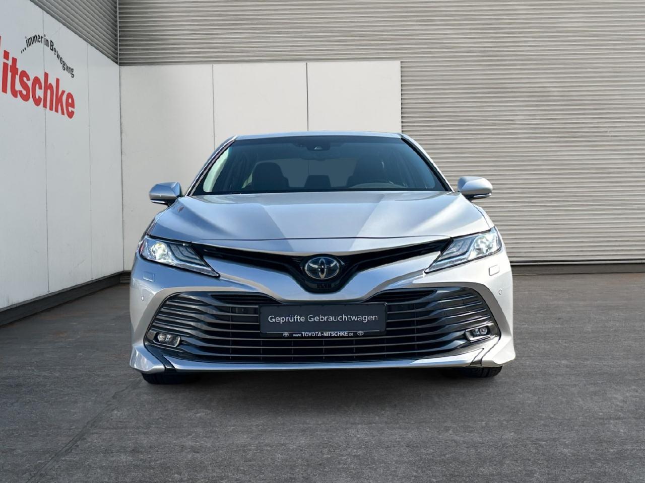 Toyota Camry 2.5 Hybrid Executive, AHK