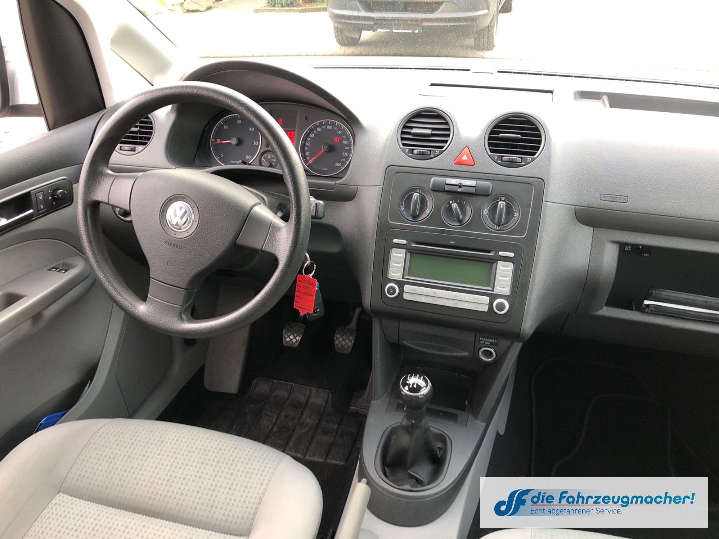 Fahrzeugabbildung Volkswagen Caddy Life Family 1.9 TDI *BEHINDERTENGERECHT