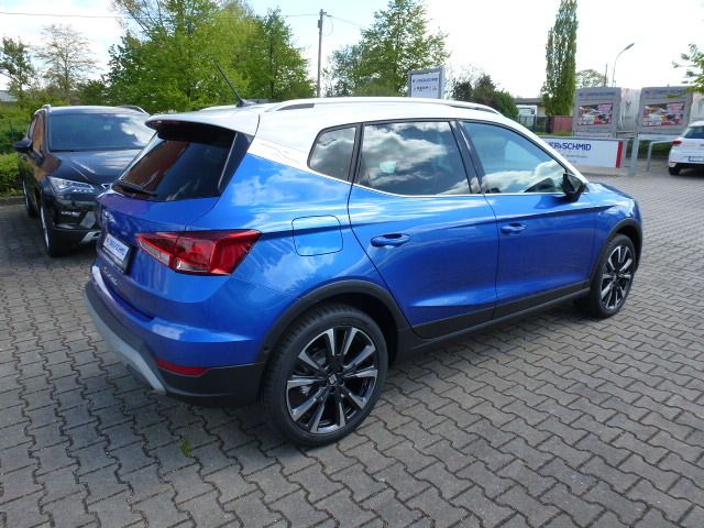 Fahrzeugabbildung SEAT Arona Xperience 1.0 TSI + NAVI + LED + SHZ