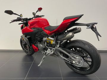 Ducati Streetfighter V2