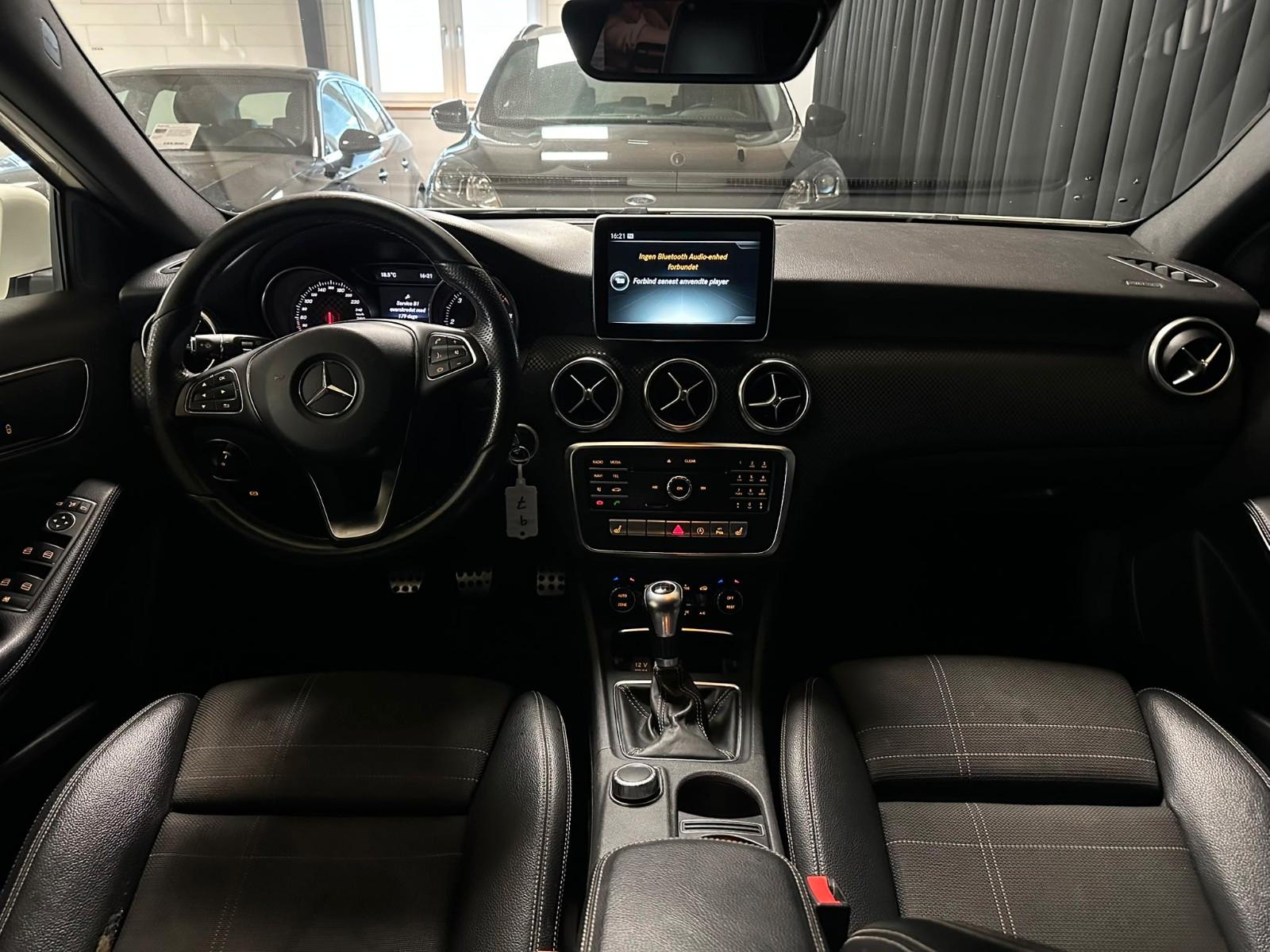 Mercedes-Benz A200 2015 — photo 17