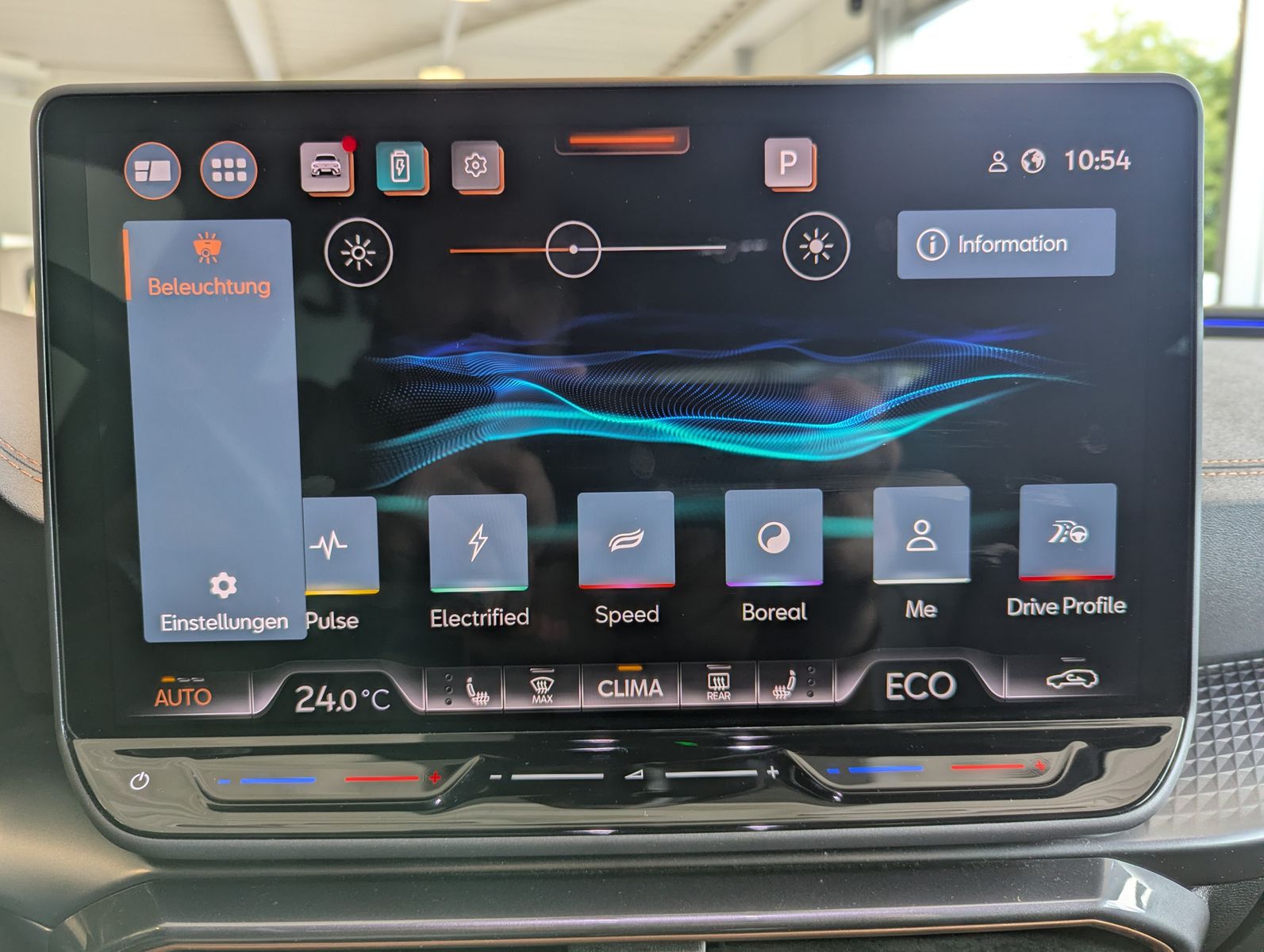 Fahrzeugabbildung CUPRA Leon 1.5 e-Hybrid Matrix Edge-Intelligent-Paket