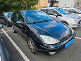 Ford Focus 1.6 Benzin  2003  Schrägheck ... - Ford Focus: Schrägheck