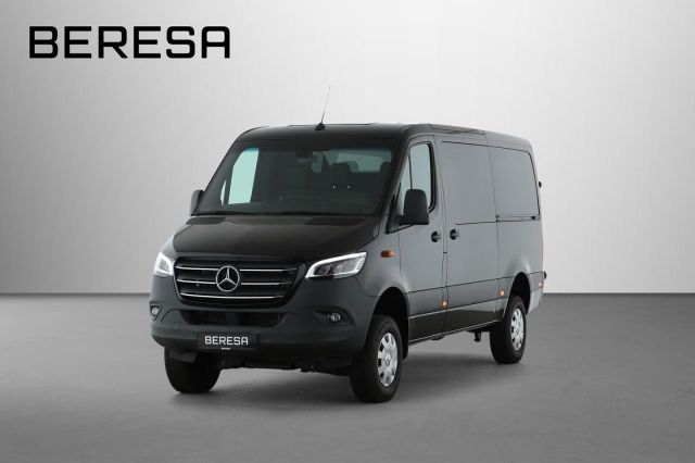 Mercedes-Benz Sprinter 319 CDI Kasten L2H1 4x4 Distronic Navi