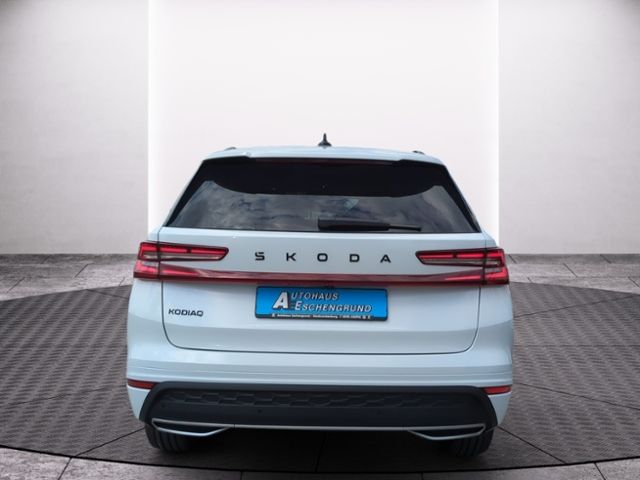Fahrzeugabbildung SKODA Kodiaq 1.5 TSI mHEV DSG Sportline DCC CANTON HEA