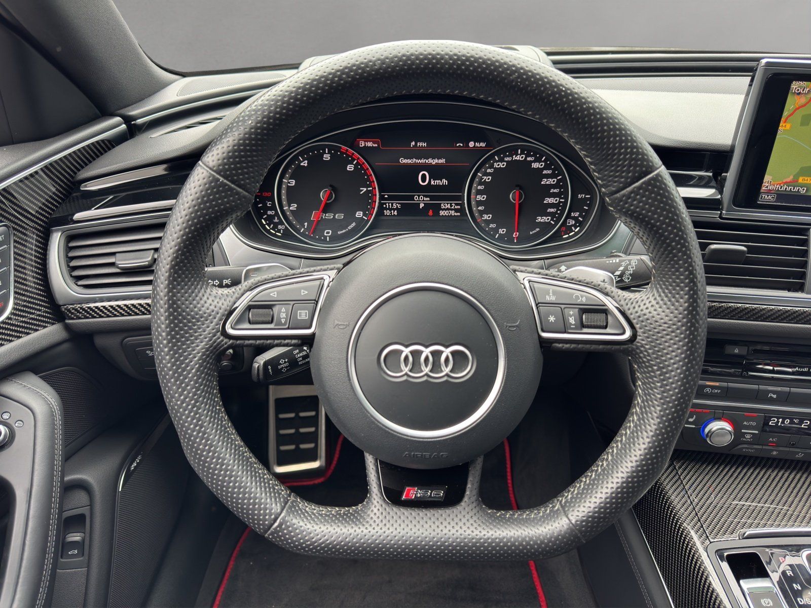 Fahrzeugabbildung Audi RS 6 Avant/CARBON/PANO-DACH/HUD/BOSE/KAMERA/21"/