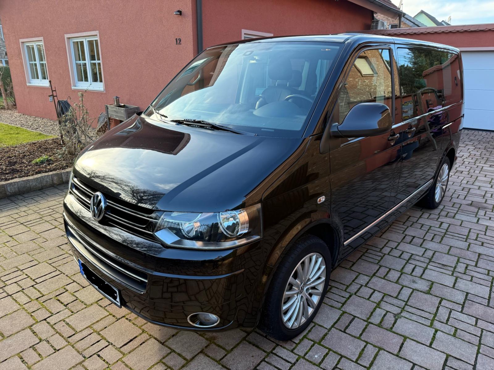 Volkswagen T5 2.0 TDI DSG Multivan Highline ATM 36tkm
