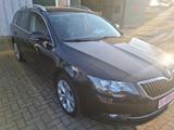 Skoda SKoda Superb 2.0 Automatik panorama 1 Hand - Skoda Octavia: Super