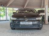 Volkswagen Polo Life 1,0 l TSI 70 kW 95 PS 7-Gang-DSG NAVI - Volkswagen Polo: Schwarz, 9n