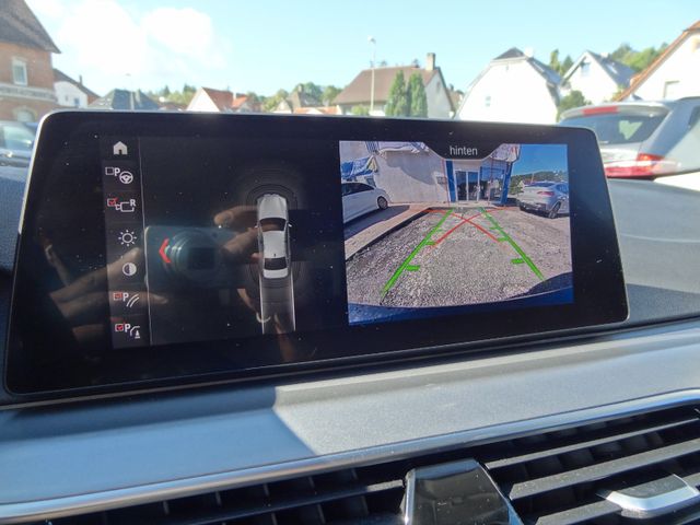 Fahrzeugabbildung BMW 520d xDrive/2.Hd/HUD/Leder/Virtual/Kam/Navi/