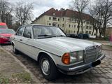 Mercedes-Benz Mercedes Benz 200D W123 5-Gang H-Zulassung - Mercedes-Benz 200: 200d W123